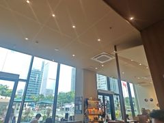 -星巴克臻选(惠州华贸天地1楼店)