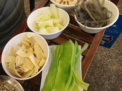 -罗记又添缘竹荪山药鸡·野生菌火锅(西园南路店)