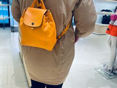 -Longchamp(佛罗伦萨小镇奥特莱斯店)
