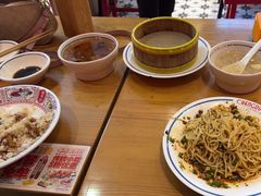 -蓉李记成都名小吃(太原龙湖万达店)