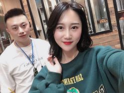 -天下皇剪新潇洒美容美发