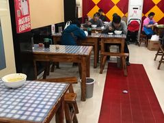 大堂-潘国仙耳光馄饨(黄家阙路店)