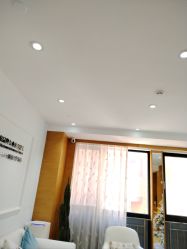 -HEYAN荷妍专业脱毛连锁机构