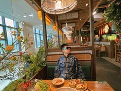 -野山舂·贵州现舂酸汤火锅(鸿通城店)