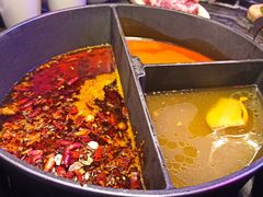 小嫩牛专利T型锅（一锅三吃）-热火朝天鲜切牛肉火锅(南强街巷店)