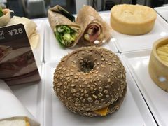 -星巴克(北京复兴路店)