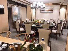 -揽季锅物会·海鲜姿造(五四路店)