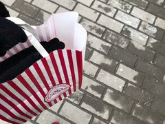 -红宝石·鲜奶小方·海派西点房(浦三店)