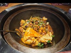 -山河屯铁锅炖·非遗东北菜(南山店)