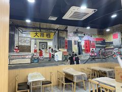 大堂-江城燕子大排档(江汉路步行街店)