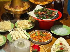 -雀舞云南菜(天津天河城购物中心店)