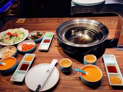 -明洞阿姨·韩式酱蟹烤肉·创意料理(三元桥店)