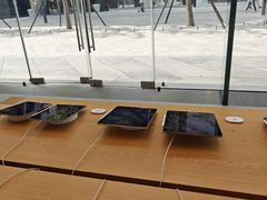 -Apple零售店(华贸购物中心店)