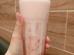 -佰搭果·广式茶餐厅(西华路店)