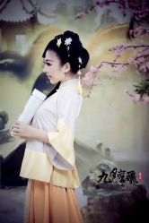 -九月鹰飞汉服摄影工作室