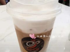 拿铁咖啡-CoCo都可(百脑汇店)