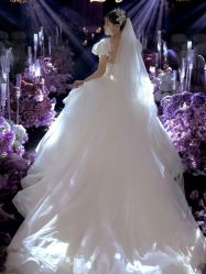 -红丝高端婚礼中心(旗舰店)