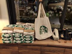 -星巴克(迪士尼小镇店)