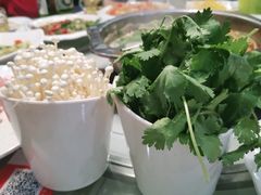 -串城缘阿里巴巴烧烤涮肚(公务员小区店)