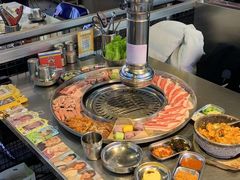 -哈哈碳都·牛肋条无限自助烤肉(台江万达店)