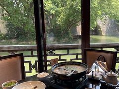 -通安客栈中餐厅·何家小馆