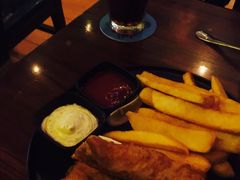 -Hooley's活利仕西餐厅(珠江新城店)