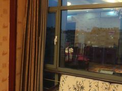 -巨鼎酒店(擂鼓石店)
