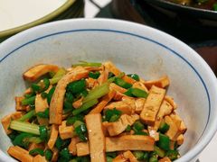 小炒香干-费大厨辣椒炒肉(房山龙湖天街店)