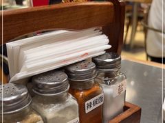 -潮界(LU·ONE凯德晶萃广场店)