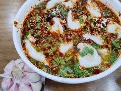 酸汤牛肉水饺-回坊马二饺子馆