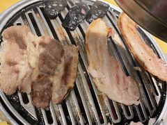 -青瓦炭韩潮烤肉(花园道店)