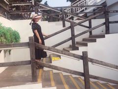 -北戴河碧螺塔海上酒吧公园