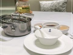 -红鼎豆捞·非遗鲍皇汤火锅(宝丰路店)