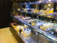 -红跑车蛋糕世界(网巾市店)