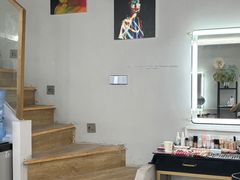 -ME觅妆·定制美妆·彩妆私教(菱角湖店)