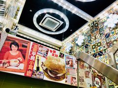 楼梯口-澳门茶餐厅