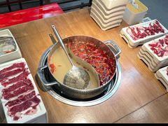 -来龍儿鲜切牛肉自助老火锅