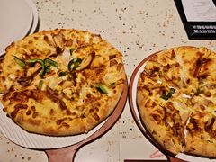 -必胜客(WOW中心城店)
