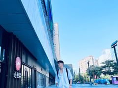 -优衣库(泉州中骏世界城店)