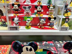 -泡泡玛特POPMART(上海环球港店)