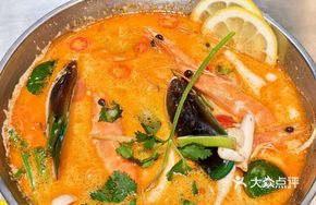 Beauty Shrimp Tom Yum Soup