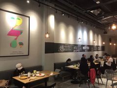 大堂-HELLO 27 意面·沙拉·帕尼尼