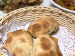 馕坑烤包子-巴扎美食·新疆菜·西域歌舞表演餐厅(新疆大厦店)