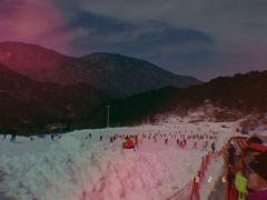 -大别山南武当滑雪场
