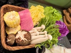 -得意咚瓜·顺德鱼生·冬瓜火锅(深圳首店)