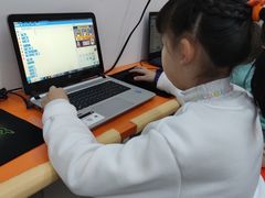 -艾克瑞特机器人教育(金狮校区)