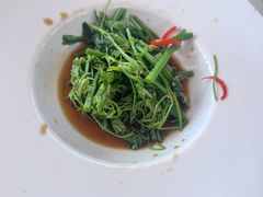 -绿茶餐厅(龙井船宴· 品牌总店)