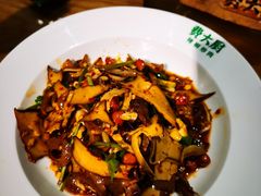-费大厨辣椒炒肉(富兴店)