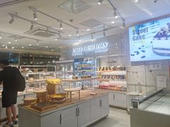 面包甜点陈列柜-BreadTalk面包新语·烘焙蛋糕(东方宝泰广场店)