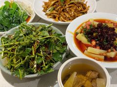 -泉上·发现DISCOVERY ·黔菜餐厅(银海元隆广场店)